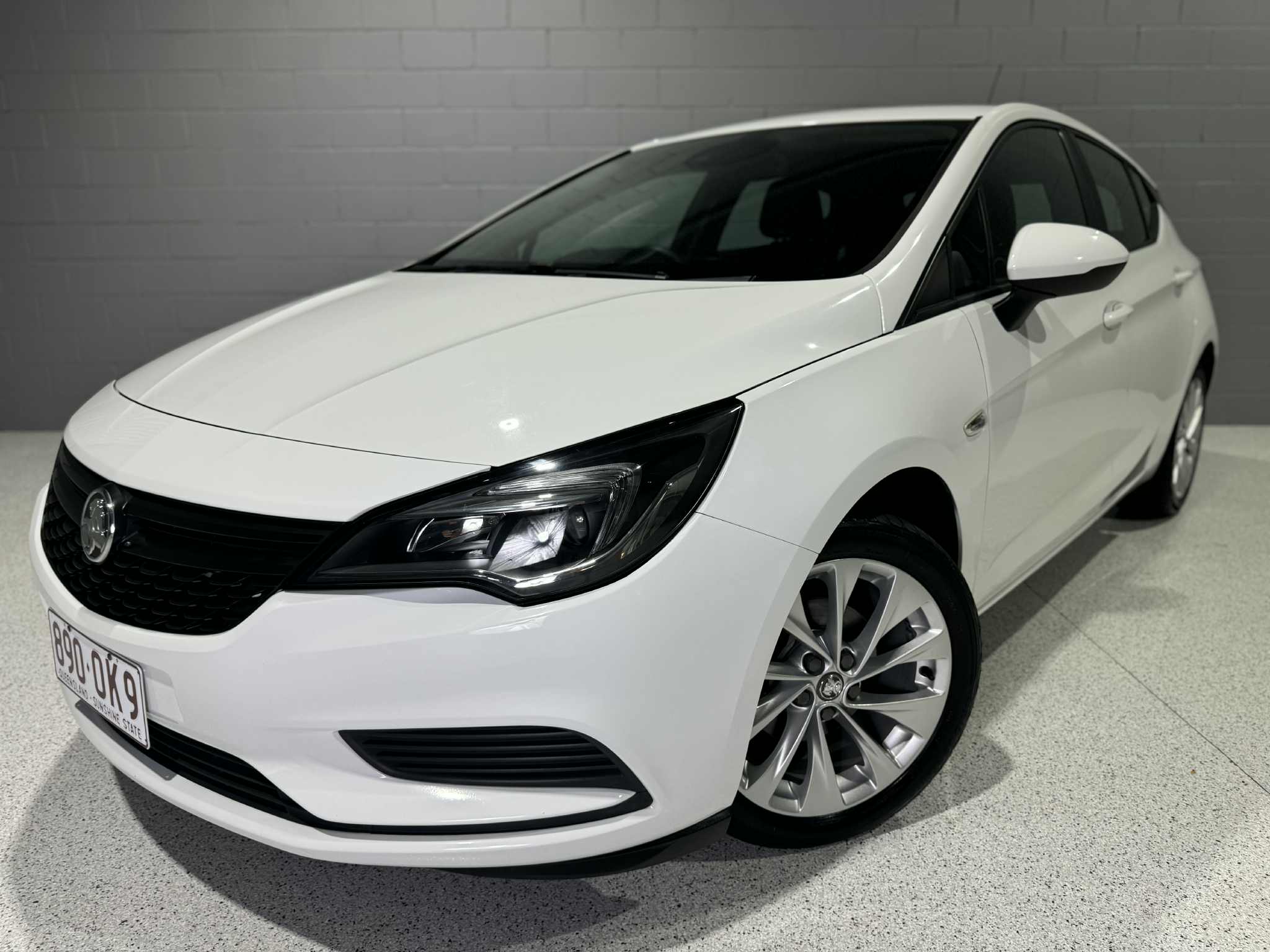 30f2e5f8-aac2-4bd8-8ea9-ed58a26638df