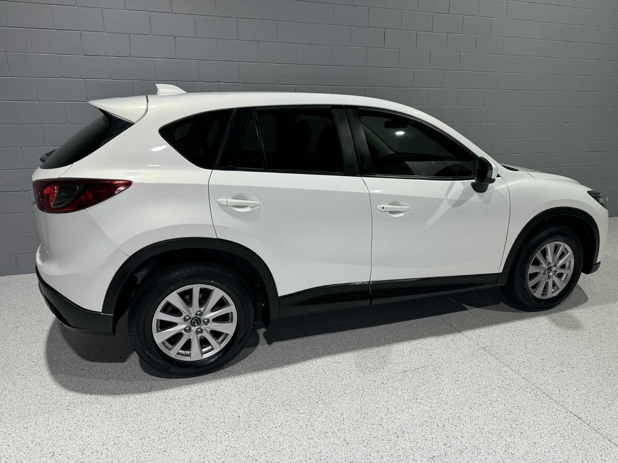 49a30281-199f-40e9-8afb-5a65a22aab27