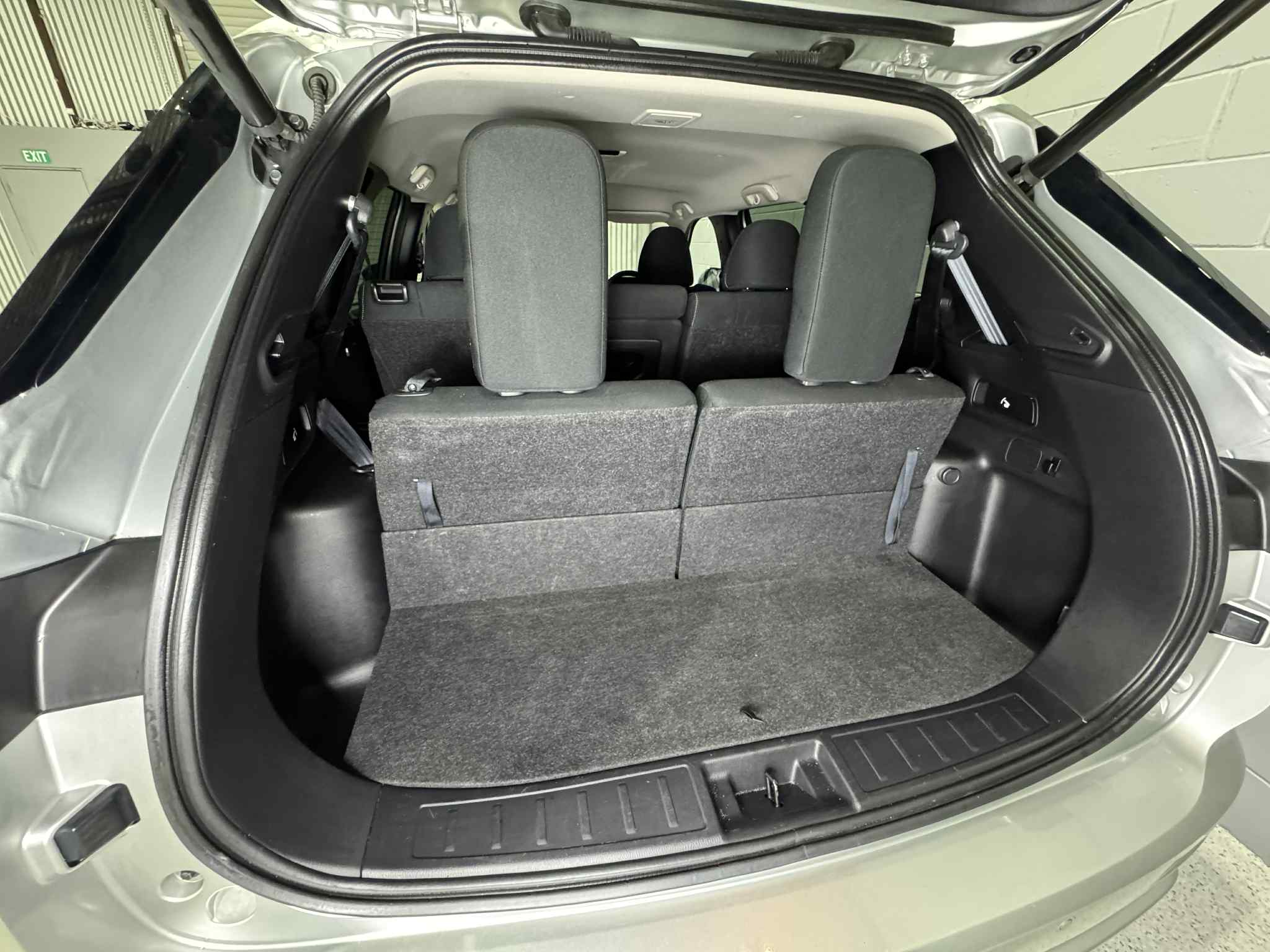 bfb1af7e-dd4e-4fce-b854-e78b4a11da35