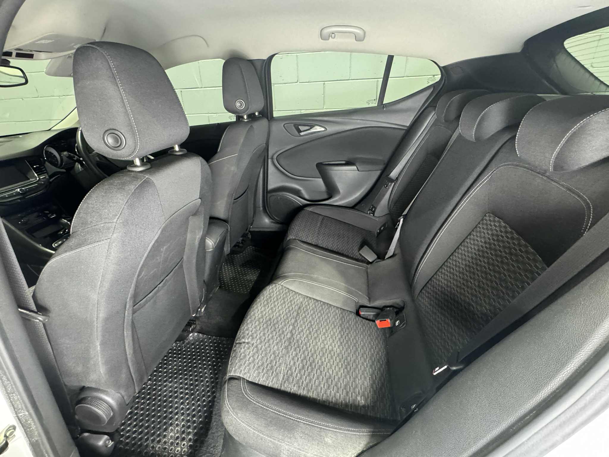 ddd57265-ac10-4dea-81c5-198d0000b7d9