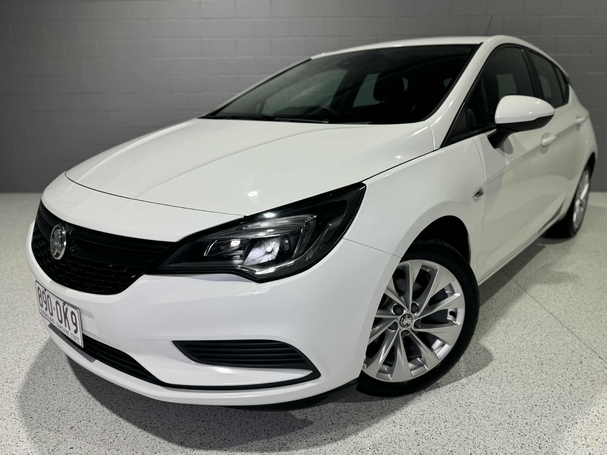 ec15d69b-6c44-4306-83ab-257b7c03c488